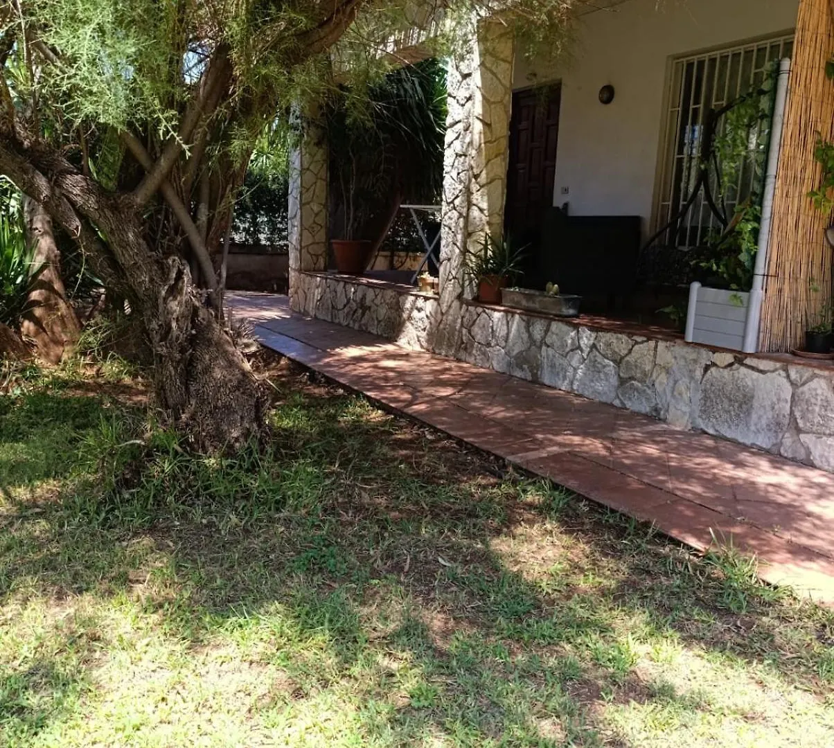 Villa Casa In Giardino A Pochi Passi Dal Mare Palermo 0*,