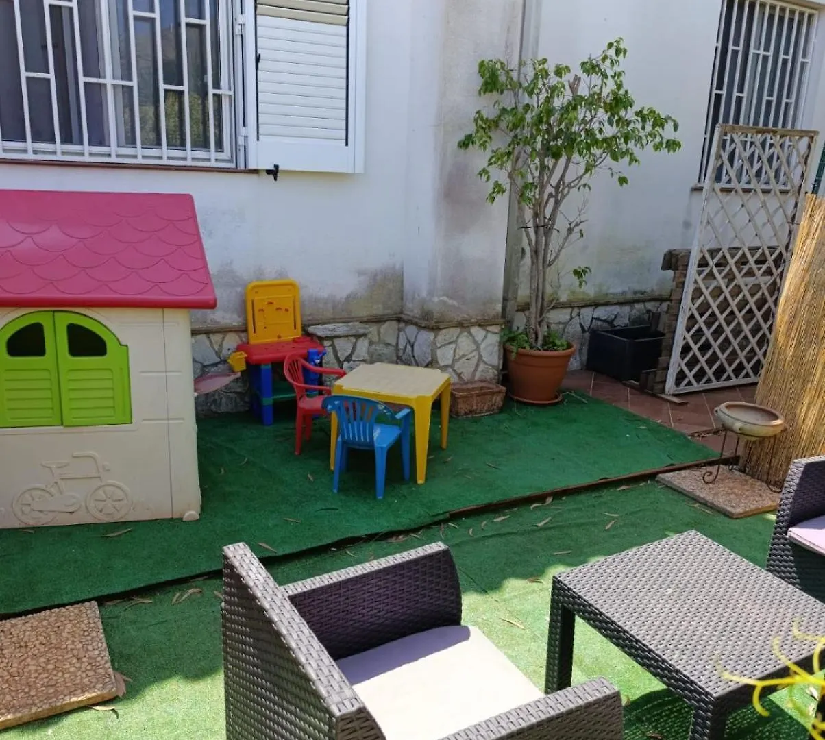 Casa In Giardino A Pochi Passi Dal Mare Βίλα Παλέρμο 0*,  Ιταλία